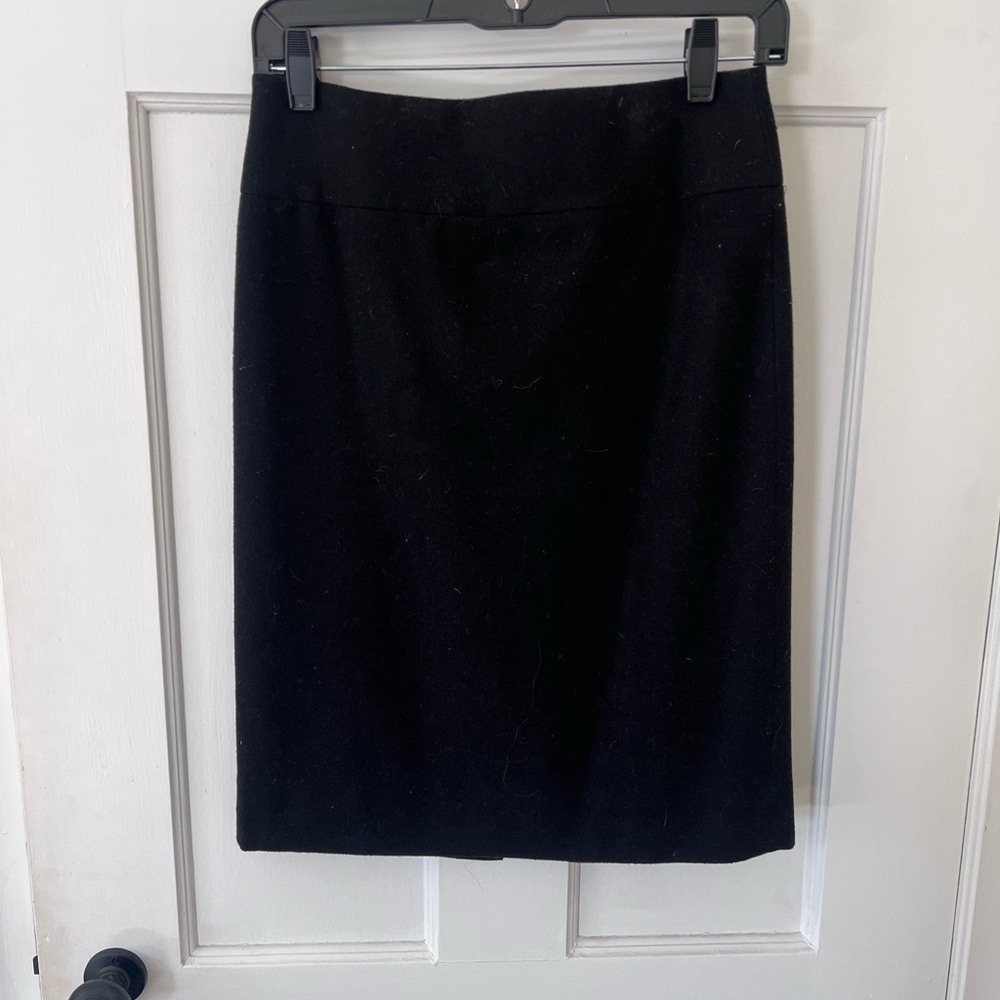 Banana Republic Classic Black Pencil Skirt